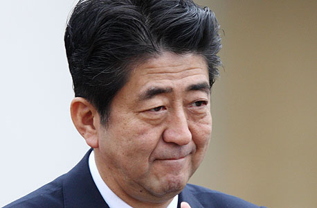 ראש ממשלת יפן שינזו אבה. נלחם בדפלציה