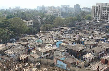 תן פחון, קח דירה של 24 מ&quot;ר: כך עושים התחדשות עירונית בהודו