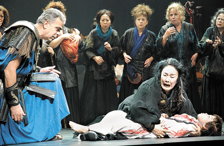 קאיוקו שיראישי בתפקיד הקבה. מותירה רושם חזק קאיוקו שיראישי בתפקיד הקבה. מותירה רושם חזק