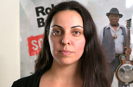 ימית הגר. הביאה אלף איש להופעה של רוברט בלפור בבארבי ימית הגר. הביאה אלף איש להופעה של רוברט בלפור בבארבי