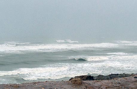 סערה בחוף הצוק, צילום: מורן דלל