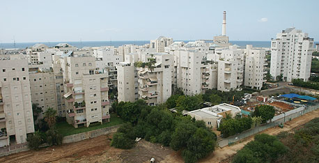 שכונת כוכב הצפון בתל אביב.  הקרקע נרכשה בכ-76.5 מיליון שקל. מרבית המתמודדים פרשו מהמכרז כאשר סכום הזכיה חצה את קו 55 מיליון השקלים