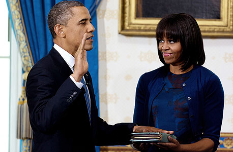 ברק אובמה מושבע השבעה, צילום: איי פי