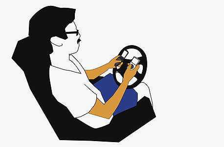 הנהג שעושה ג'אגלינג: המשתמש אוחז בסמארטפון באחת מידיו ובנגן מדיה באחרת בזמן נהיגה. כשהוא עושה זאת, הוא נוהג בעזרת הירכיים והברכיים — באופן מסוכן, כמובן. החוקרים מציעים שתי דרכים לפתור את הבעיה הזאת: לעודד ריכוז בנהיגה בלבד, או להפוך את "ג'אגלינג המכשירים" עצמו למסוכן פחות.