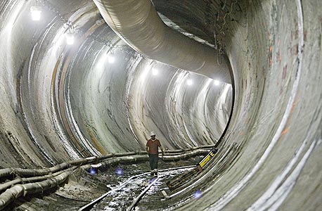 בלעדי: החברה הסינית CCECC חידשה חלקית את העבודה במנהרות הכרמל