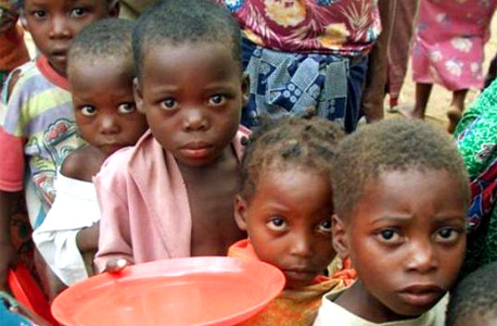 ילדים רעבים באפריקה