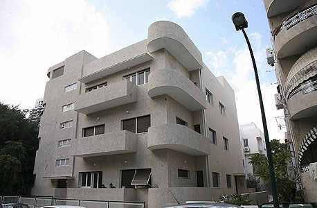בנין באוהאוס בתל אביב המיועד לשימור