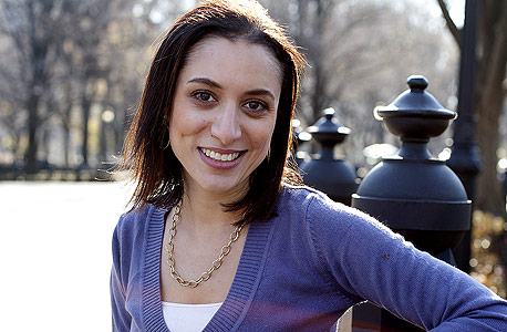 דפנה סימון דפנה סימון