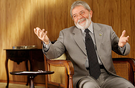 נשיא ברזיל לשעבר לולה נעצר לחקירה במסגרת פרשת השחיתות 