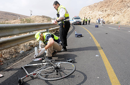  תאונת אופניים באזור ים המלח (ארכיון), צילום: ישראל יוסף
