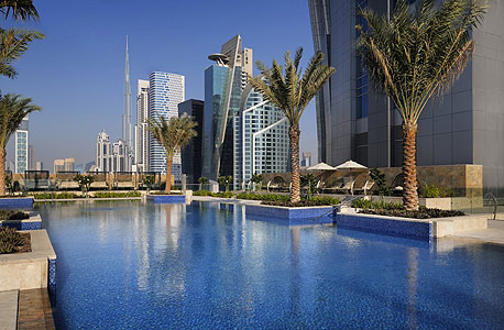 יש אישור מספר שיאי גינס: המלון הגבוה בעולם נפתח בדובאי