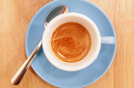 "עלות כוס קפה היא 2.5 שקלים. למה אי אפשר למכור אותו ב-5 שקלים?", צילום: ניקולאס קלרק