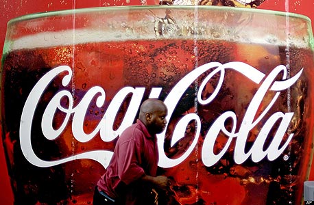 קוקה-קולה תחגוג את המונדיאל בברזיל -  אבל בשקט