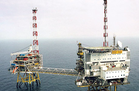 אסדת נפט מול חופי נורבגיה