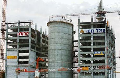 אושרו עוד 5,000 פועלי בניין פלסטינים