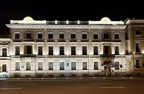 הארמון בלילה, צילום: סות'ביס אינטרנשיונל