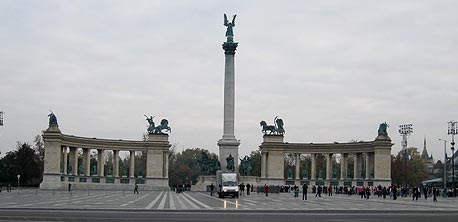 בודפשט, הונגריה. חובות חיצוניים גבוהים
