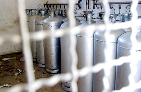 משרד התשתיות החרים 370 בלוני גז שנמכרו בתחנות פיראטיות
