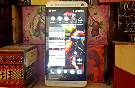 HTC One, צילום: ניצן סדן