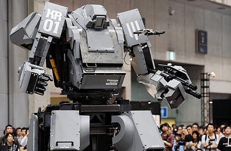 רובוט הקרב קוראטס ב-Wonder Festival