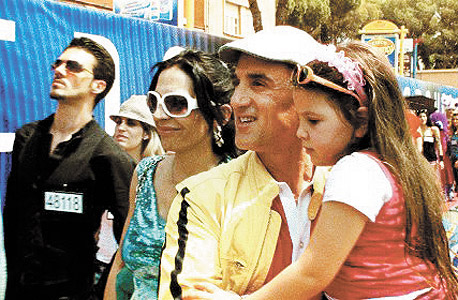 הסרט ריאליטי. השחקן הראשי הוא אסיר בכלא במציאות