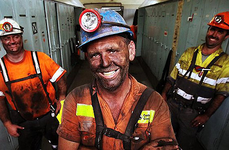 עובדי מכרות באוסטרליה, העלאת גיל הפרישה צפוייה לפגוע בעובדי הכפיים