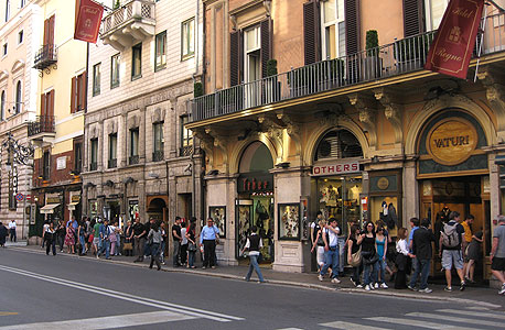 רחוב הקניות של רומא