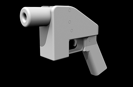 עיצוב של אקדח פלסטיק להכנה במדפסת תלת ממד
