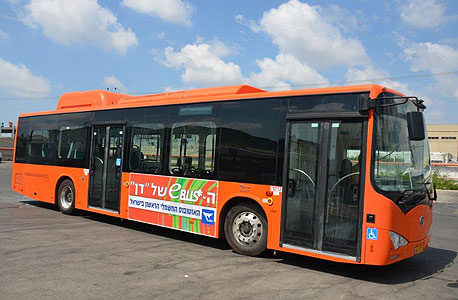 אוטובוס חשמלי מתוצרת BYD, צילום: אלי מנור
