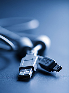 הדור הבא של ה-USB צפוי להיות מהיר פי 12