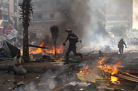 המהומות האלימות בימים האחרונים בקהיר, צילום: איי אף פי