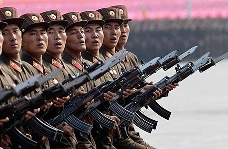 חיילים בצפון קוריאה. המדינה השוויונית ביותר בעולם