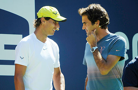 מימין: פדרר ונדאל. הטניסאי הספרדי: "זה יהיה מאוד מיוחד להיות באותה קבוצה עם רוג'ר, אני מתרגש מזה"