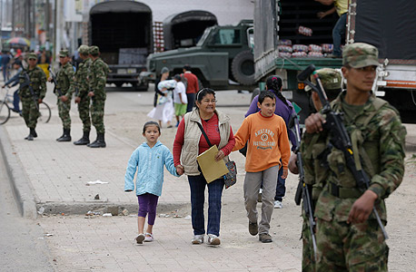 חיילים ברחובות בוגוטה בסוף השבוע, בעקבות מחאת האיכרים חיילים ברחובות בוגוטה בסוף השבוע, בעקבות מחאת האיכרים