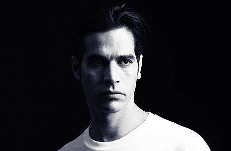 אביב גפן, מתפשרים על שירים קצרים וקליטים אביב גפן, מתפשרים על שירים קצרים וקליטים