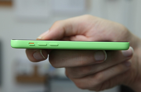 אייפון 5C אפל סמארטפונים, צילום: עמית שעל