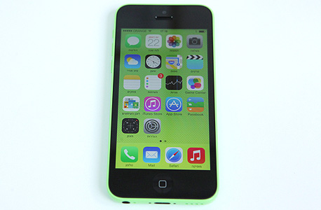 צבעוני ונאה. אייפון 5C, צילום: עמית שעל