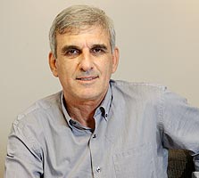 יו"ר דיסקונט יוסי בכר