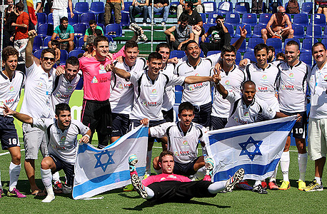 נבחרת ישראל לכדורגל חובבים. עלו לשלב הבא