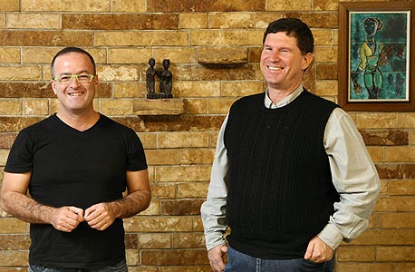 אבינועם רובינשטיין (מימין) וברק חכמוב, מייסדי My6Sense