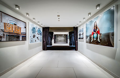 מלון רויאל ביץ' ת"א. חממה לאמנות דיגיטלית, צילום: איתי סיקולסקי