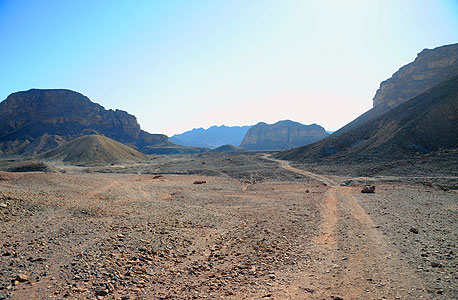 עמק ססגון, בקעת תמנע