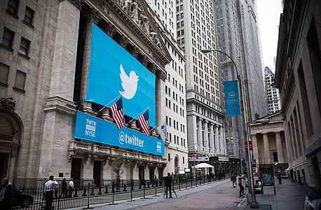 טוויטר נסחרת בבורסת ניו יורק, צילום: איי אף פי