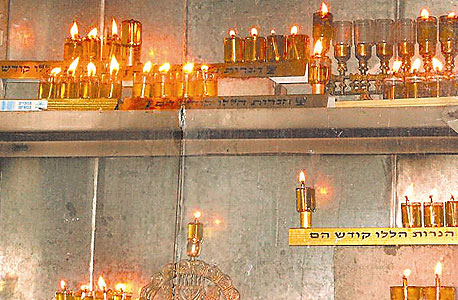 בני ברק. נתיב אורות החנוכה. מחיר: 50 שקל ליחיד