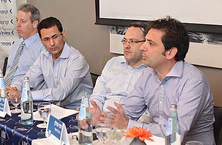 מימין: רפי גוזלן, גרי קוטישטנו, רוני פילו, יאיר שני - סיכום שנת 2013 IBI 