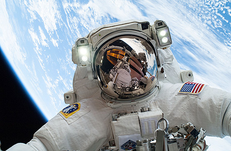 בואו להשקיף על העולם מנקודת מבטו של אסטרונאוט