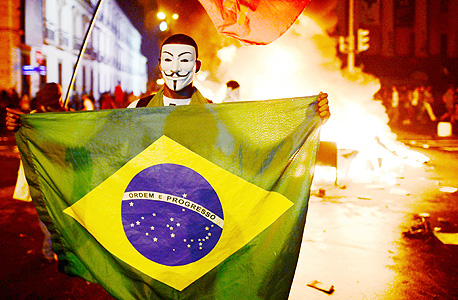 הפגנות בריו דה ז'נרו ביוני השנה. עלולות להיות קדימון ל־2014 