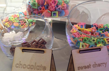 שוקולדים שהודפסו במדפסת החדשה של 3D Systems