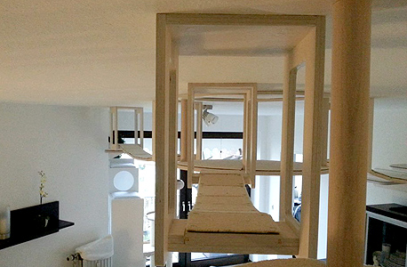 אם רציתם אי פעם לראות כמה זמן חתול יכול להיות מעל הרצפה - אז הנה אם רציתם אי פעם לראות כמה זמן חתול יכול להיות מעל הרצפה - אז הנה