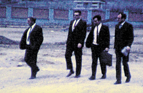 אנשי עסקים ישראלים באיראן, מתוך הסרט אנשי עסקים ישראלים באיראן, מתוך הסרט